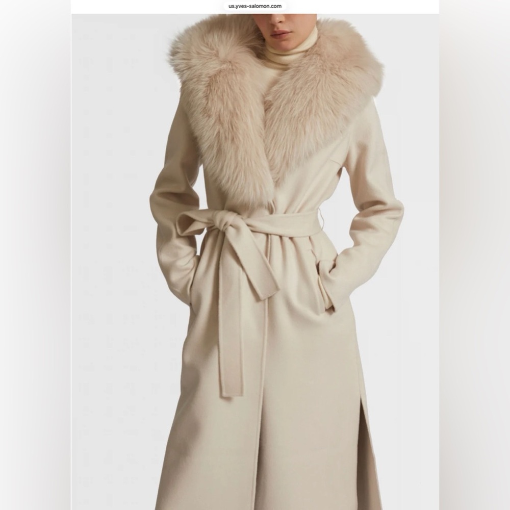 Yves Salomon Belted coat in cashmere wool with fox fur collar and lapel
